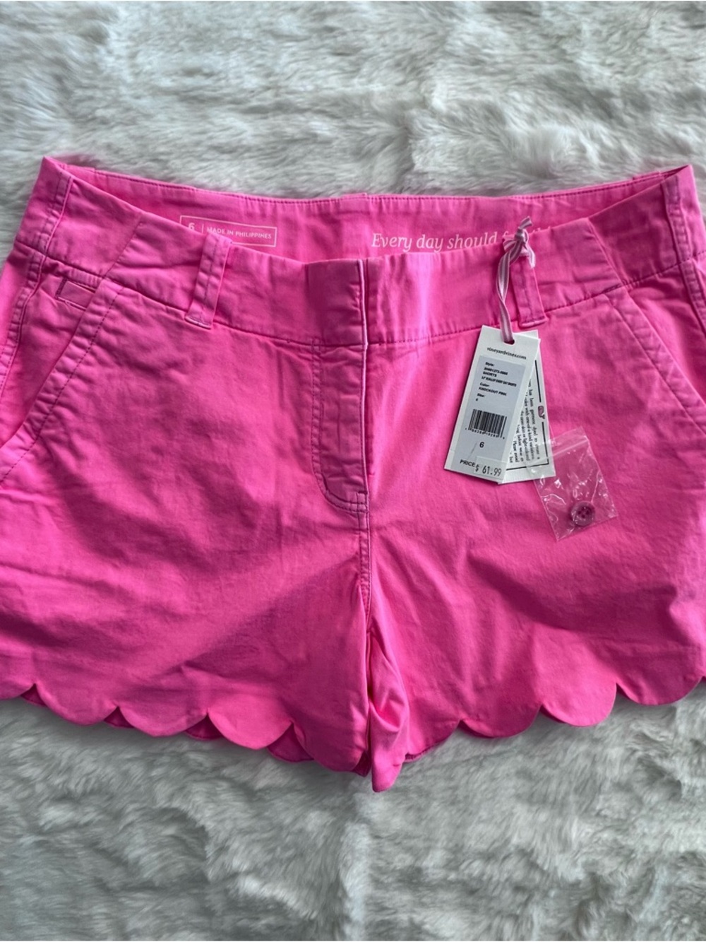 Vineyard Vines Scalloped Hem Pink Shorts Preppy Coastal Classic NWT